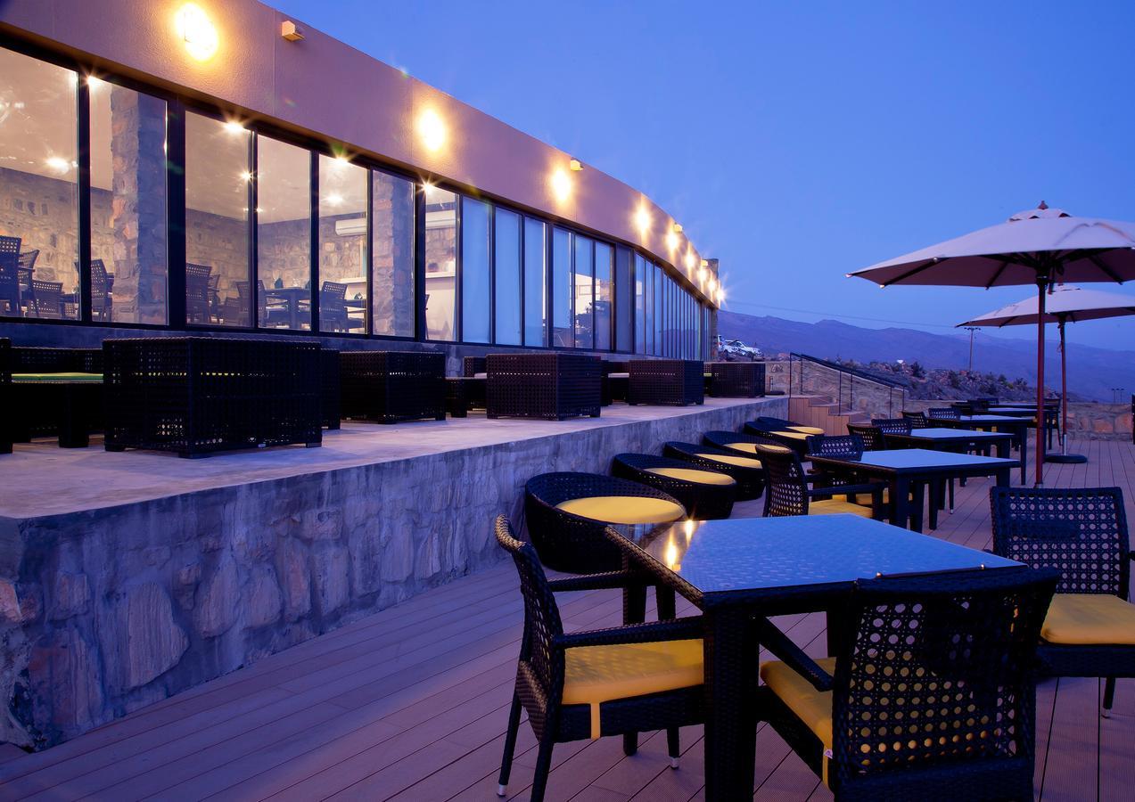 Hotel The View Al Ḩamrāʼ Exteriér fotografie